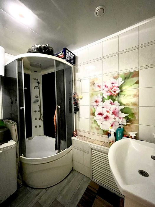 Продаётся 3-х комн ОКТ