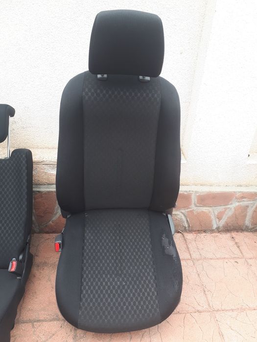 Салон за Toyota Urban Cruiser