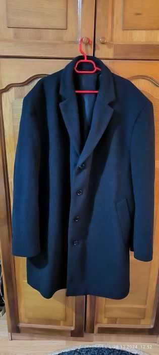 Vând  palton barbat