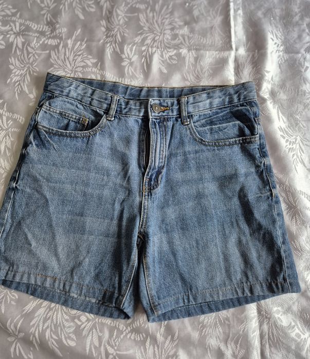 5 buc 2x Pantaloni scurți 9-10 ani Denim și 3x fustita stare ca noi