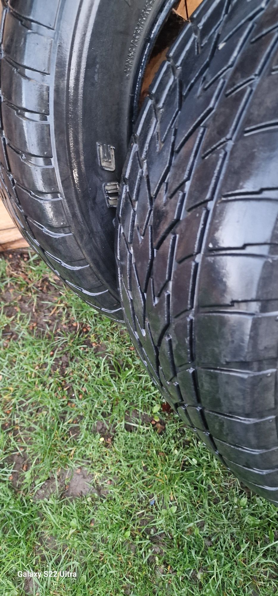 Vând  cauciucuri  Bridgestone  275/60R15