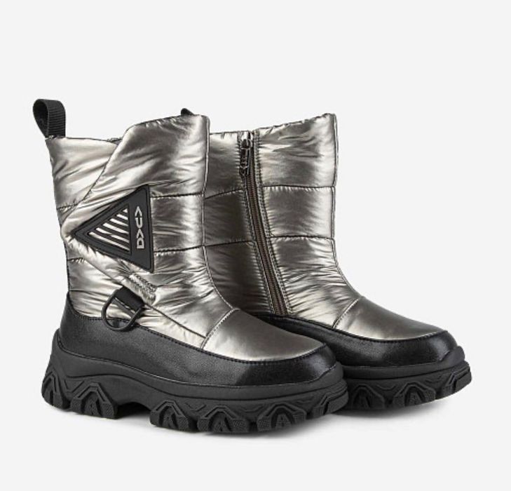 Сапоги зимние для девочки новые от Kapika