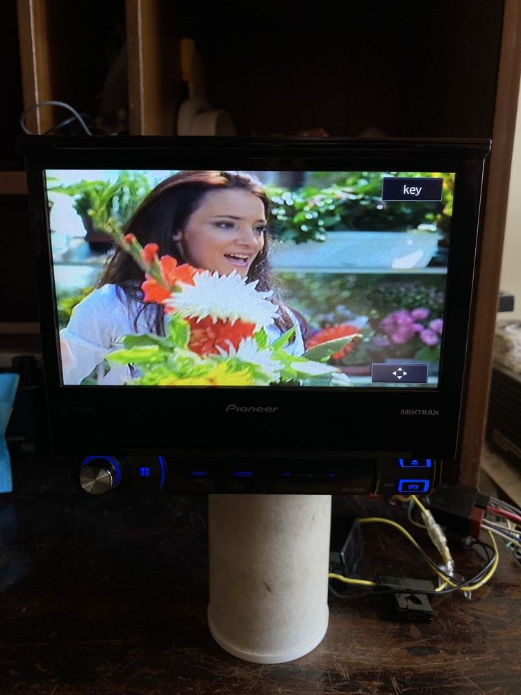Pioneer AVH-X7500BT - ВИСОК КЛАС - DVD USB Bluetooth cd плеър сд радио