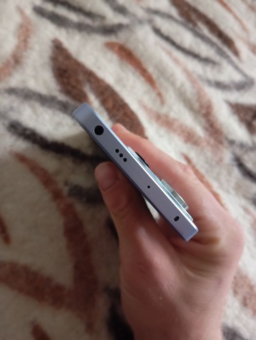 Vând redmi note 13 pro 5g impecabil pentru piese