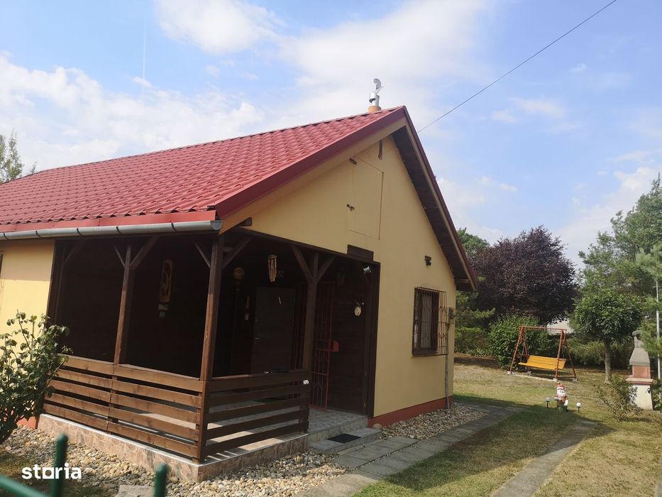 Vand casa lemn in sat Otvesti