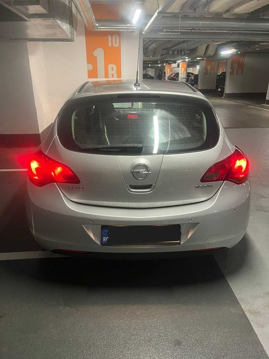 Opel Astra J 2012 • 1.3 CDTI ecoFLEX