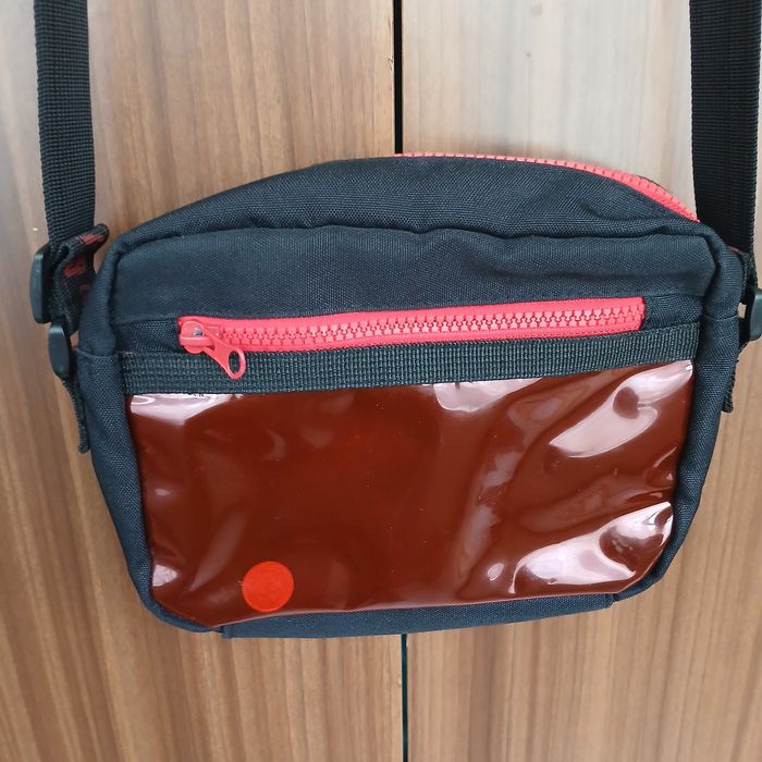 Сумки женские . .