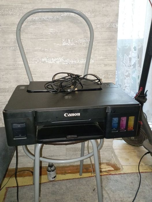 Красочный цветной принтер