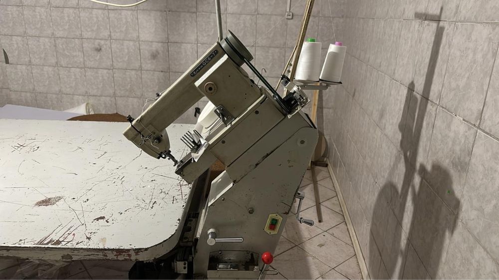 Швейная машинка для матраса Typical GC6-7