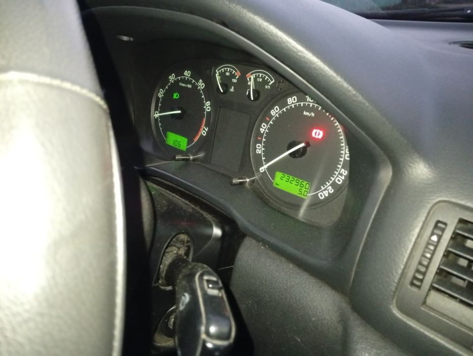 Vând Skoda Octavia 1