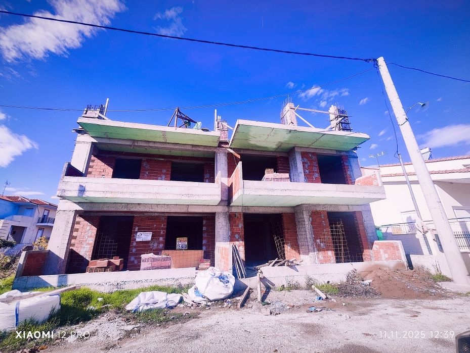 ПРОДАВА Мезонет в процес на строителство