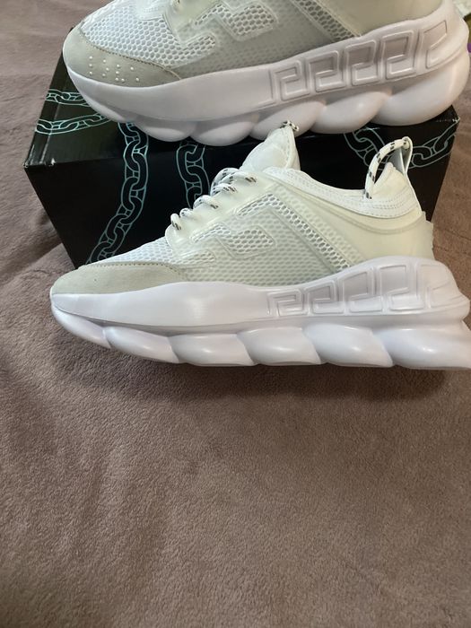 versace chain reaction