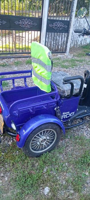 Vând triciclu electric RDB SINOE