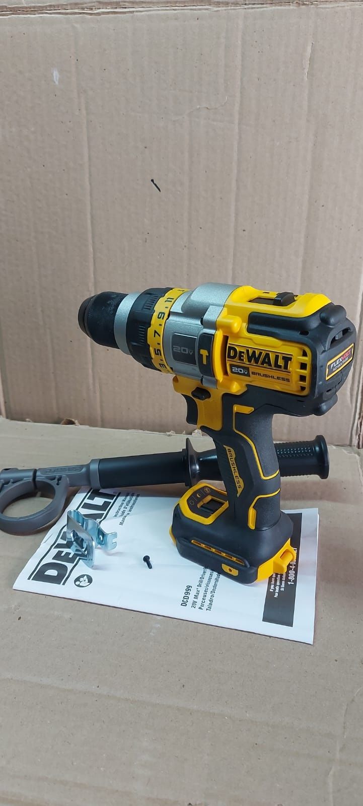 Dewalt DCD999 (дрель, ледобур)