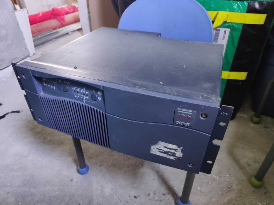 UPS 3000VA Format Rack 4U - Sinus Pur - MGE Pulsar EXtreme - Rackabil