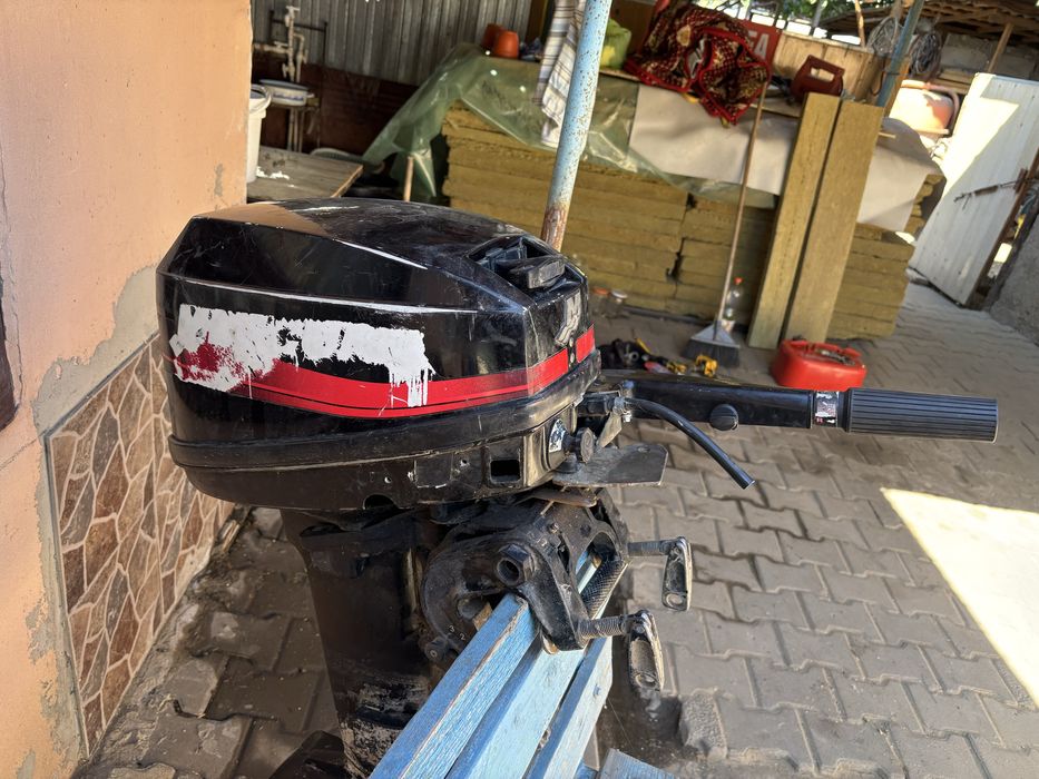 Motor Mercury 6 cp