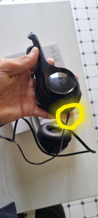 Наушник logitech