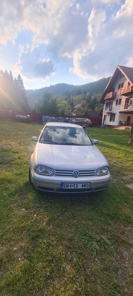 Vând VW Golf 4 1.6 Benzina
