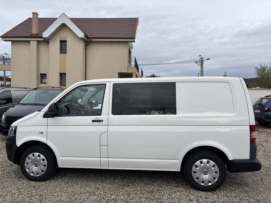 Vw transporter cabina 5 locuri 2.0 tdiposibilitate rate
