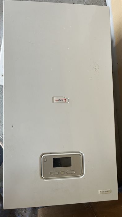 Продам котёл настенный