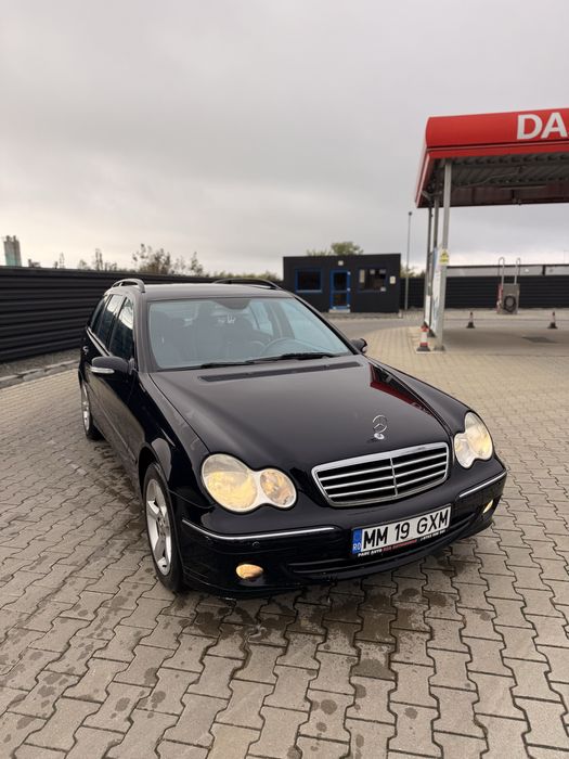 Mercedes C 220 150CP AUTOMAT