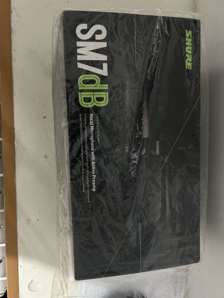Shure sm7db студийный микрофон