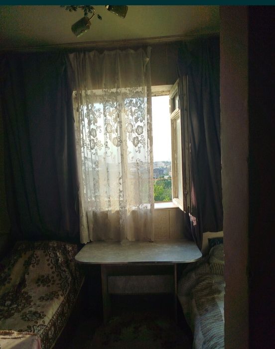 Аренда. Юнусабад БАЛКОН передел в Комнату. можно с животным.С хозяйкой