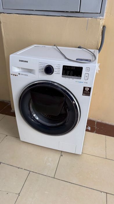 Стиральная машина SAMSUNG состояние Б/У