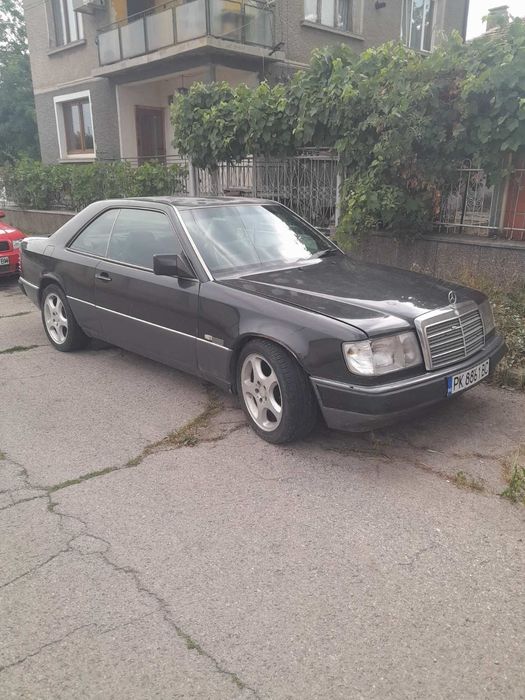 Mercedes Benz 124 купе