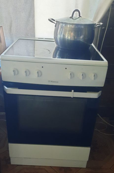Продам плиту электрическую