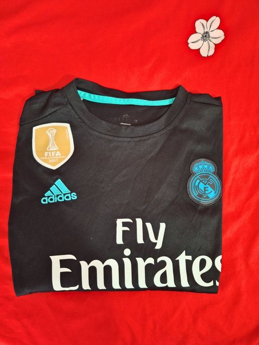 Cristiano Ronaldo 2017 – Bluză de colecție pentru suporteri!