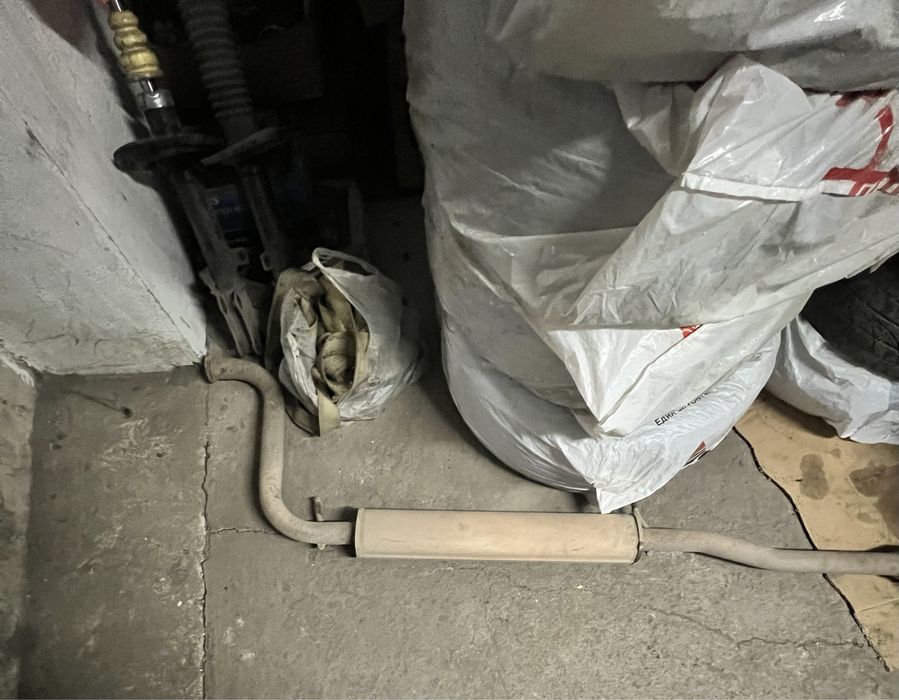 Катализатор с резонатором приора 16 клапанный двигатель