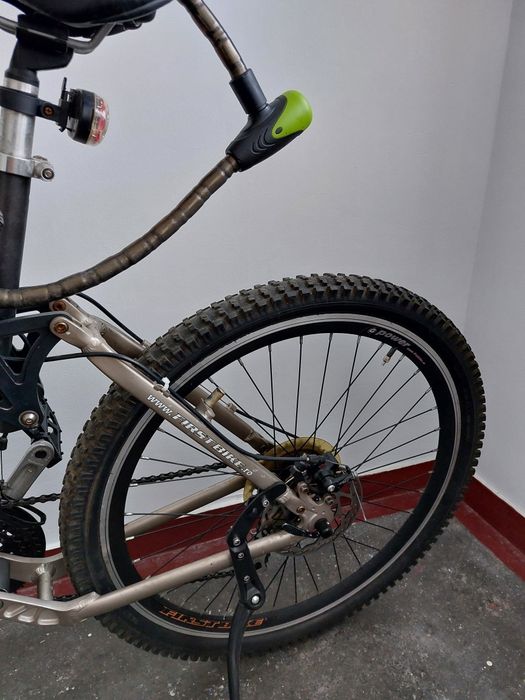 Bicicletă First Bike