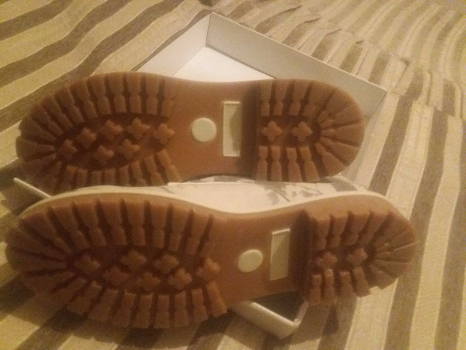 Оригинални Ботуши"DOGO"-USA"!-70%!