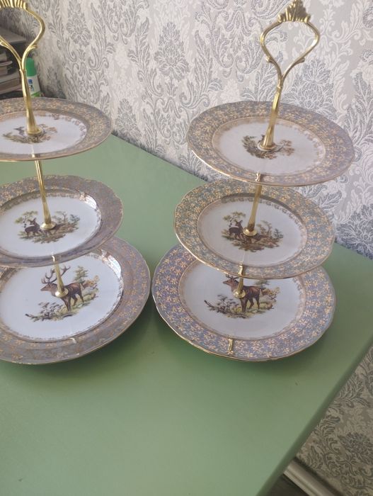 Продам этажёрку.