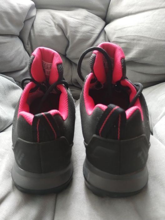 дамски туристически обувки ADIDAS TERREX 36 и 2/3ти нови