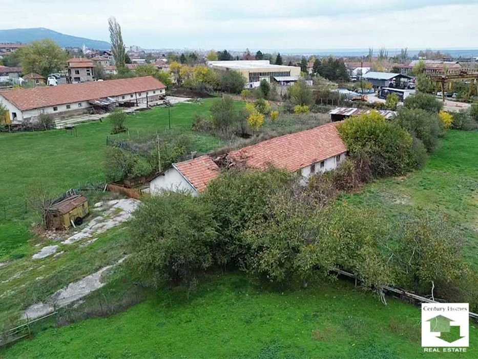 135222 УПИ за производствено-складова дейност в гр. Лясковец