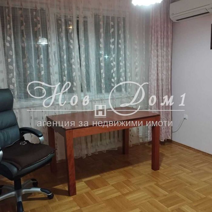 Дава се под наем Четиристаен апартамент в Варна, Възраждане 1 - 110 кв.м за 550 € - Снимка #7