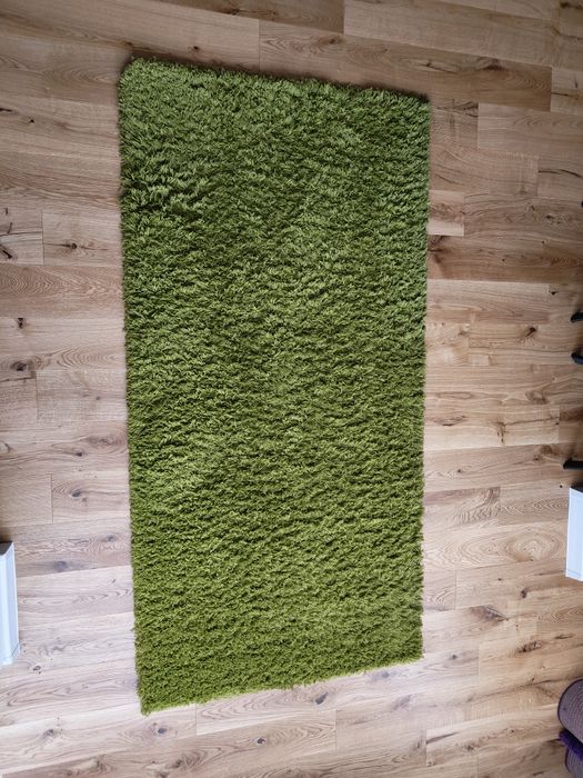 Covor Saggy verde – fir gros, stare excelentă