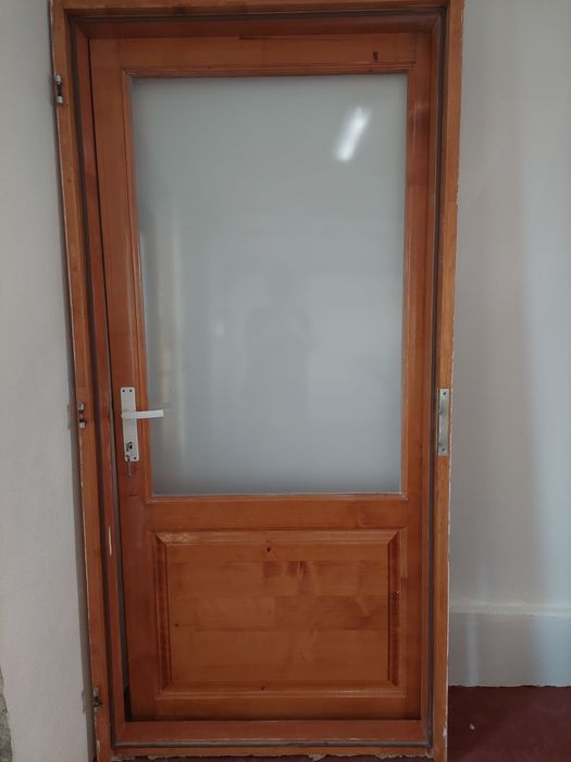 Usi interior lemn stratificat