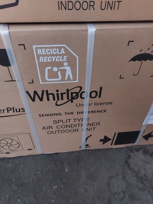 Климатик Whirpool нов с гаронция