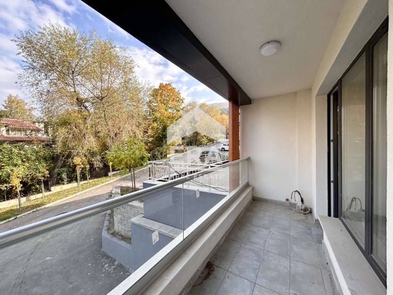 Продава се Тристаен апартамент в София, Бояна - 117 кв.м за 2023 €/кв.м - Снимка #5