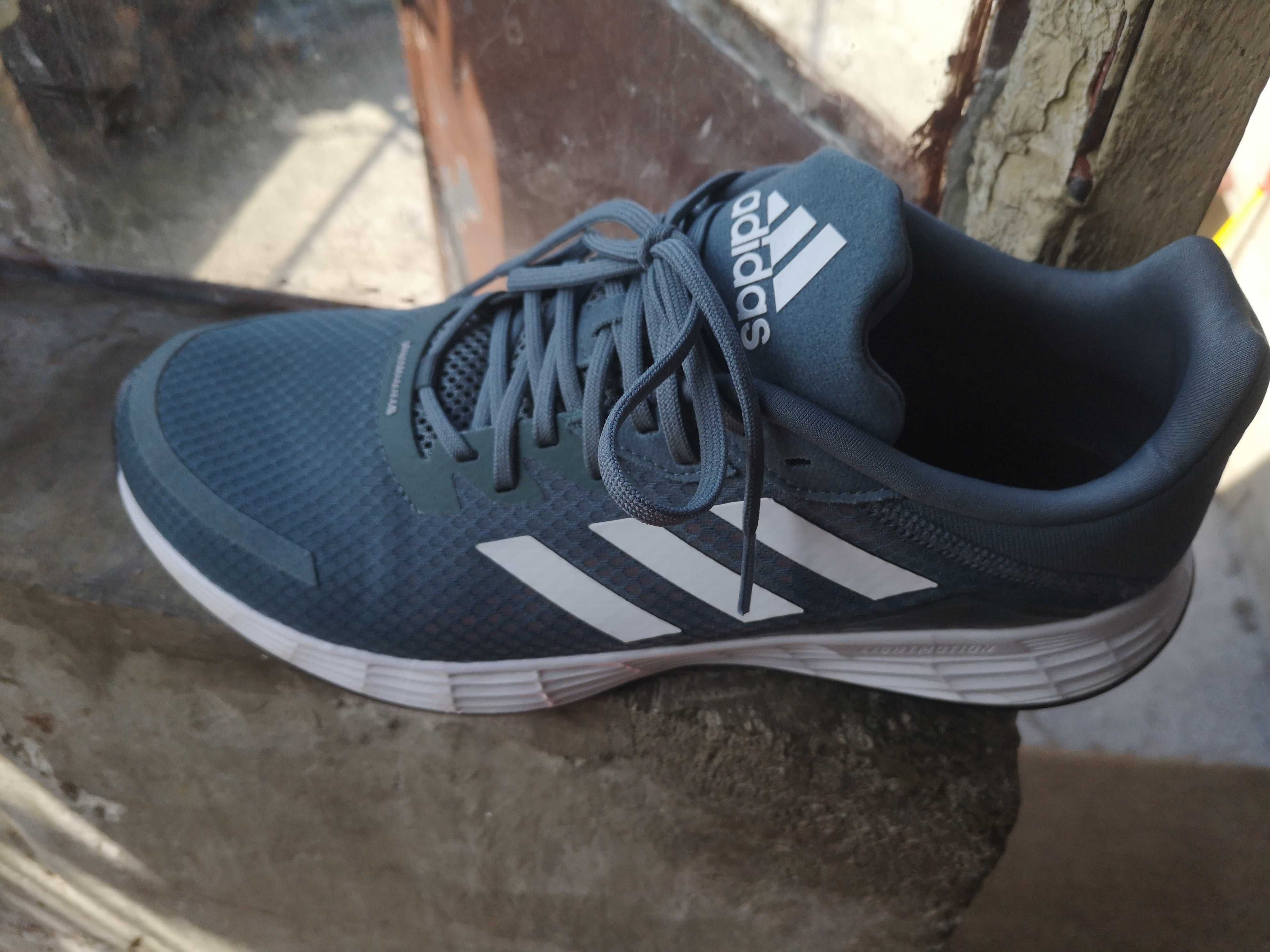 Маратонки Adidas