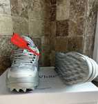 Odsy off white gri
