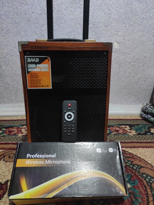 Kalonka  sotiladi
Yaxshi xolatda ishlaganiga kop bolmadi kamplekt