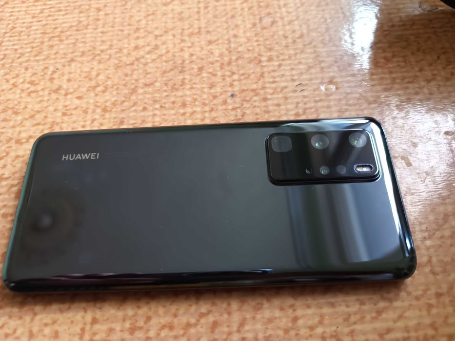 Телефон Huawei P40 Pro, 256GB- в отлично състояние