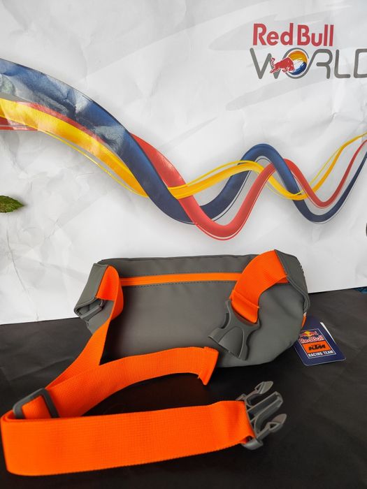 De vînzare borsetă Red Bull KTM