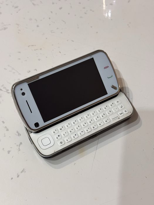 На запчасти nokia n97