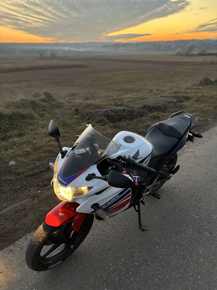 Vand Honda CBR 125 2016