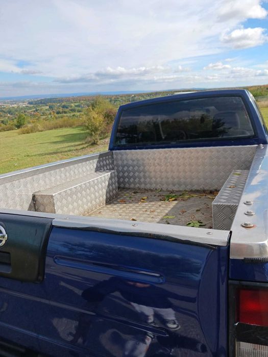 Nissan navara  2004 4x4